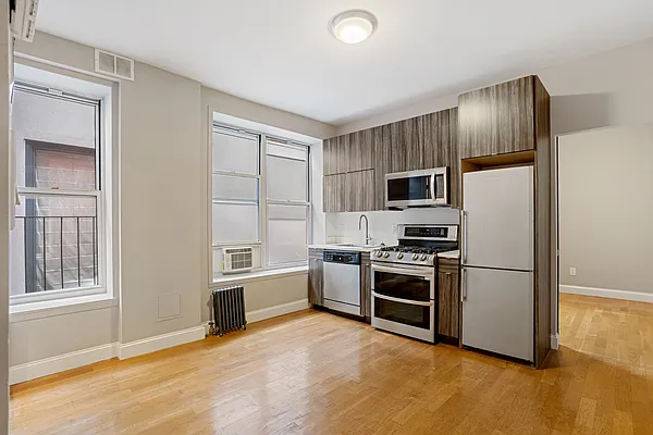 Rented by Tesla Realty Group LLC | media 1