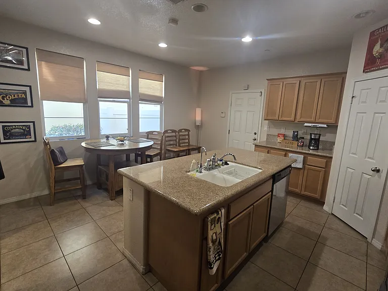 3127 Lisbon Ln — Photo 8