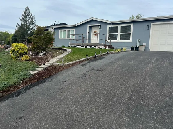 1313 9th St, Benton City, WA 99320