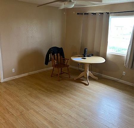 2nd image of 5524 Alicia Ave