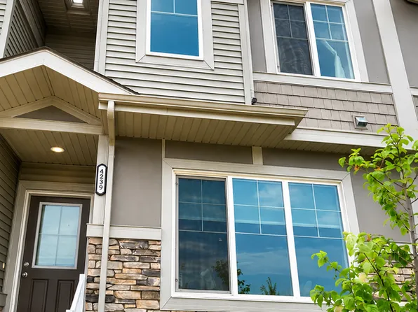 4239 Kinglet Blvd NW Unit 2, Edmonton, AB T5S 0N8