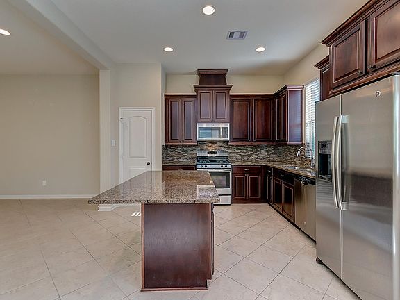 3rd image of 170 Cheswood Forest Dr