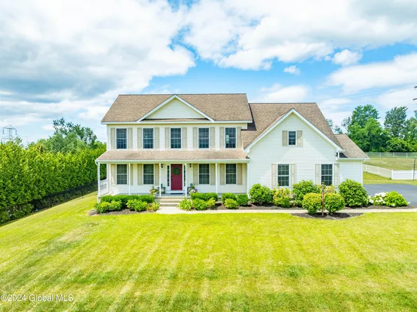 7 Sandcherry Hill, Wynantskill, NY 12198