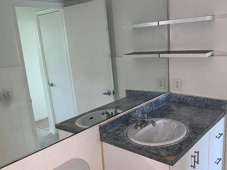 2624 NE 32nd St #104 — Photo 16