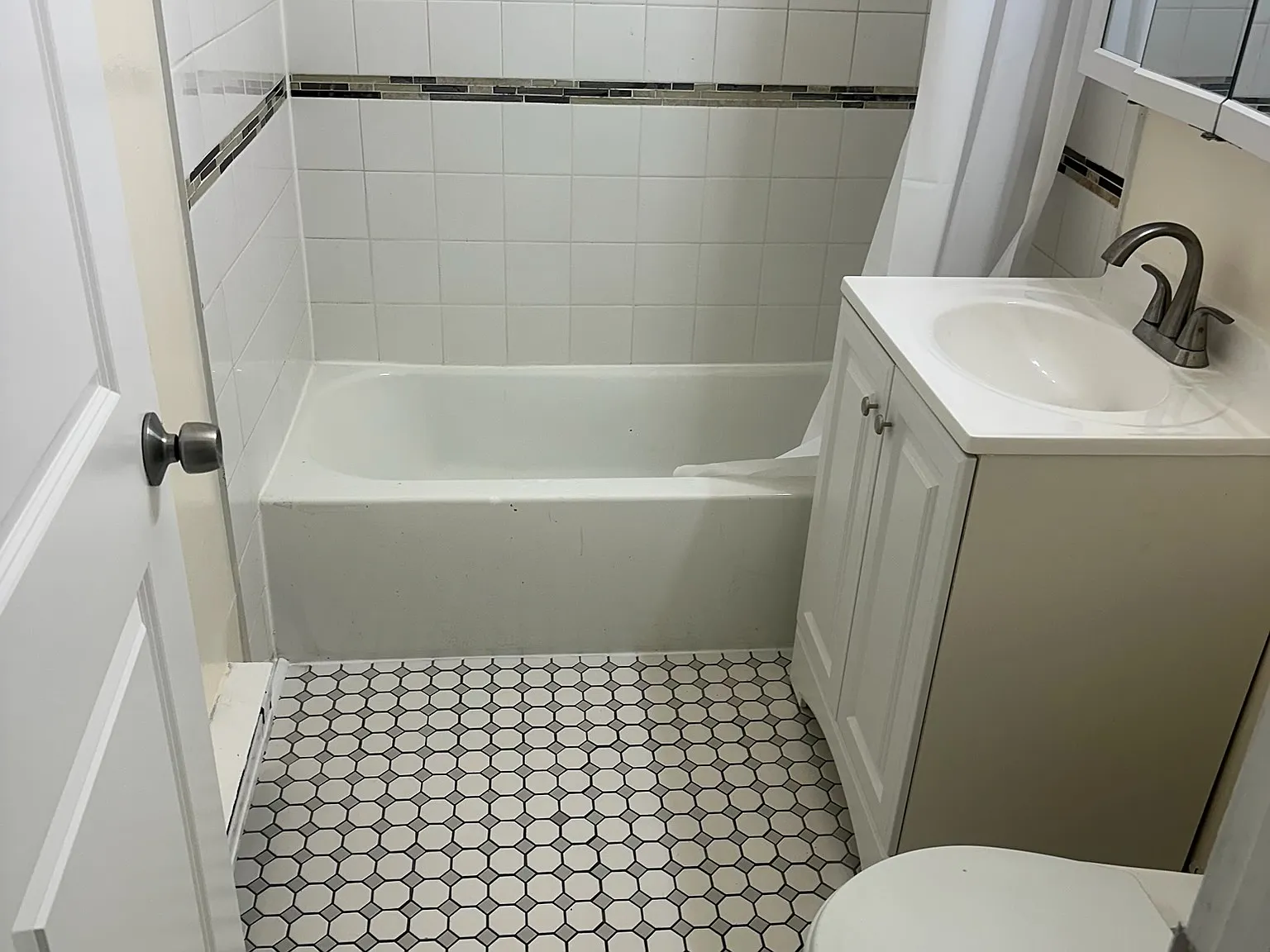 2 bed, $1,500 — Photo 3