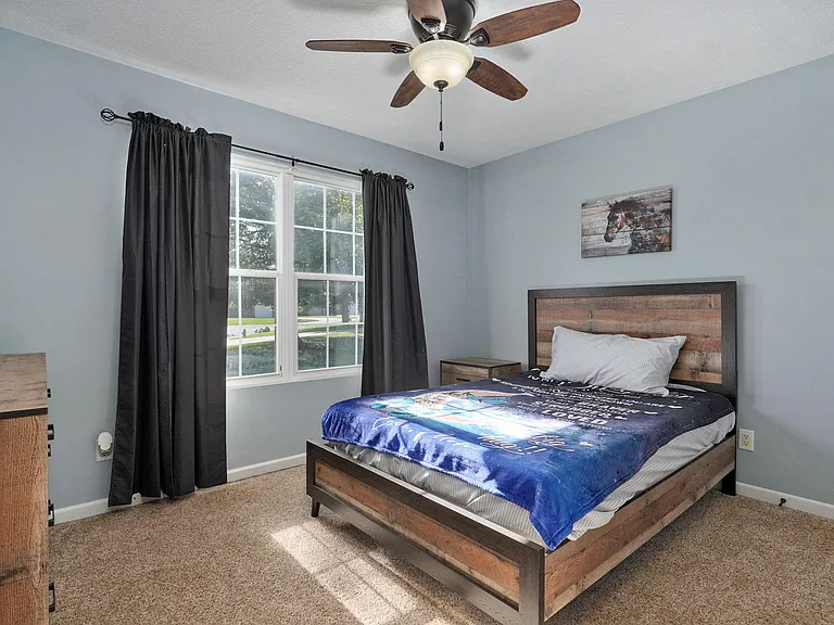 404 E Valley View Rd — Photo 25