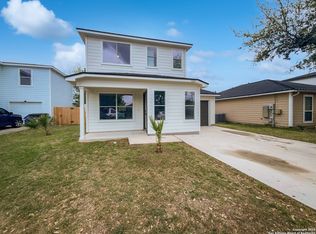 1662 Prickly Pear Dr, New Braunfels, TX 78130