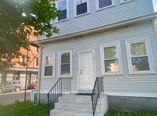1135 Main St APT 1F, Brockton, MA 02301
