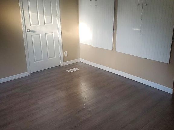 2nd image of 3926 S Kings Ave Unit 10
