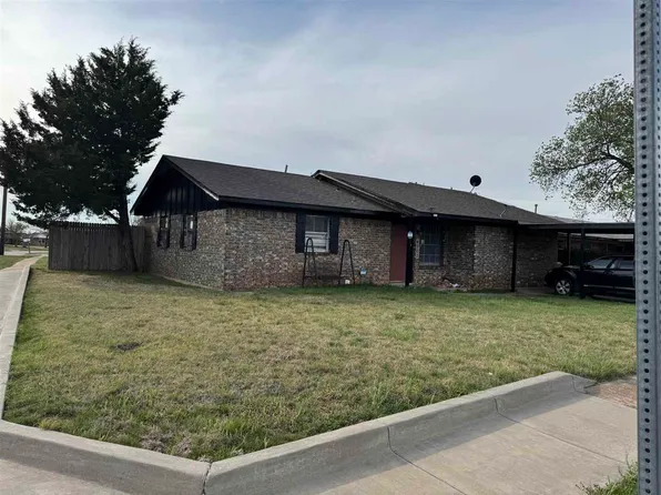 4902 SW H Ave, Lawton, OK 73505