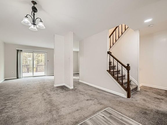 5th image of 9503 Axehead Ct