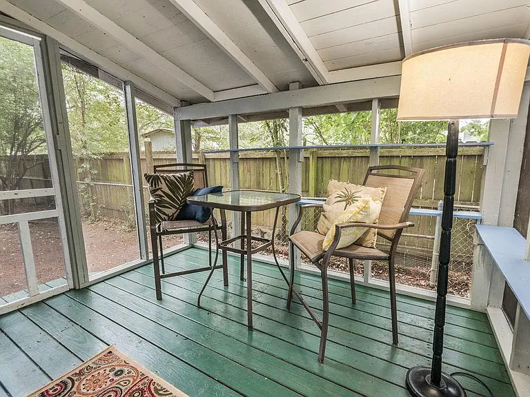 317 Ballentine St — Photo 10
