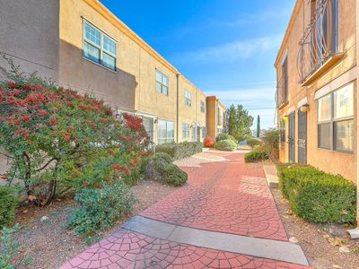 6041 Sequoia Rd NW APT A08, Albuquerque, NM, 87120