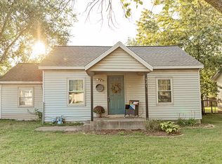 621 N La Fontaine Ave, Springfield, MO 65807