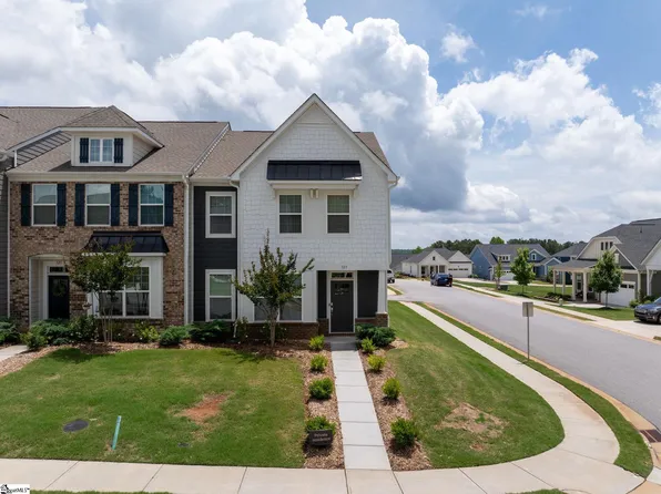 323 Novelty Dr, Greer, SC 29651