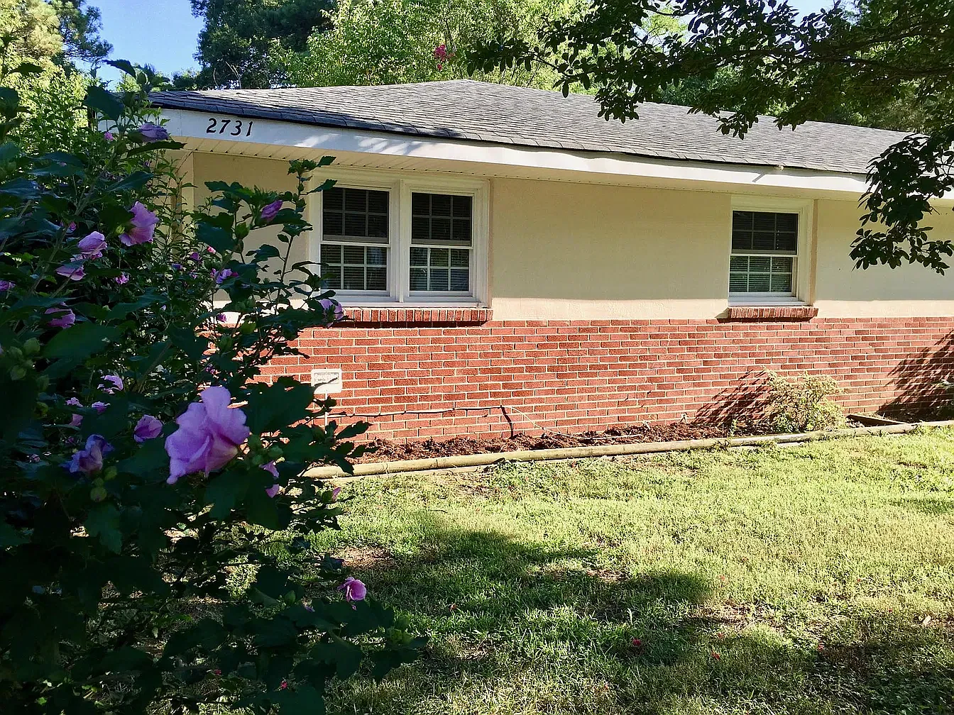 2 bed, 648 sqft, $1,400 — Photo 2