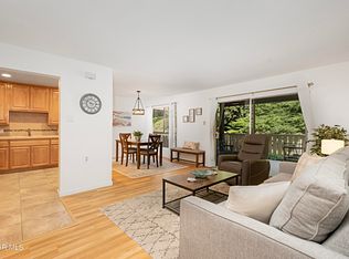 286 Oakleaf Dr APT 12, Thousand Oaks, CA 91360