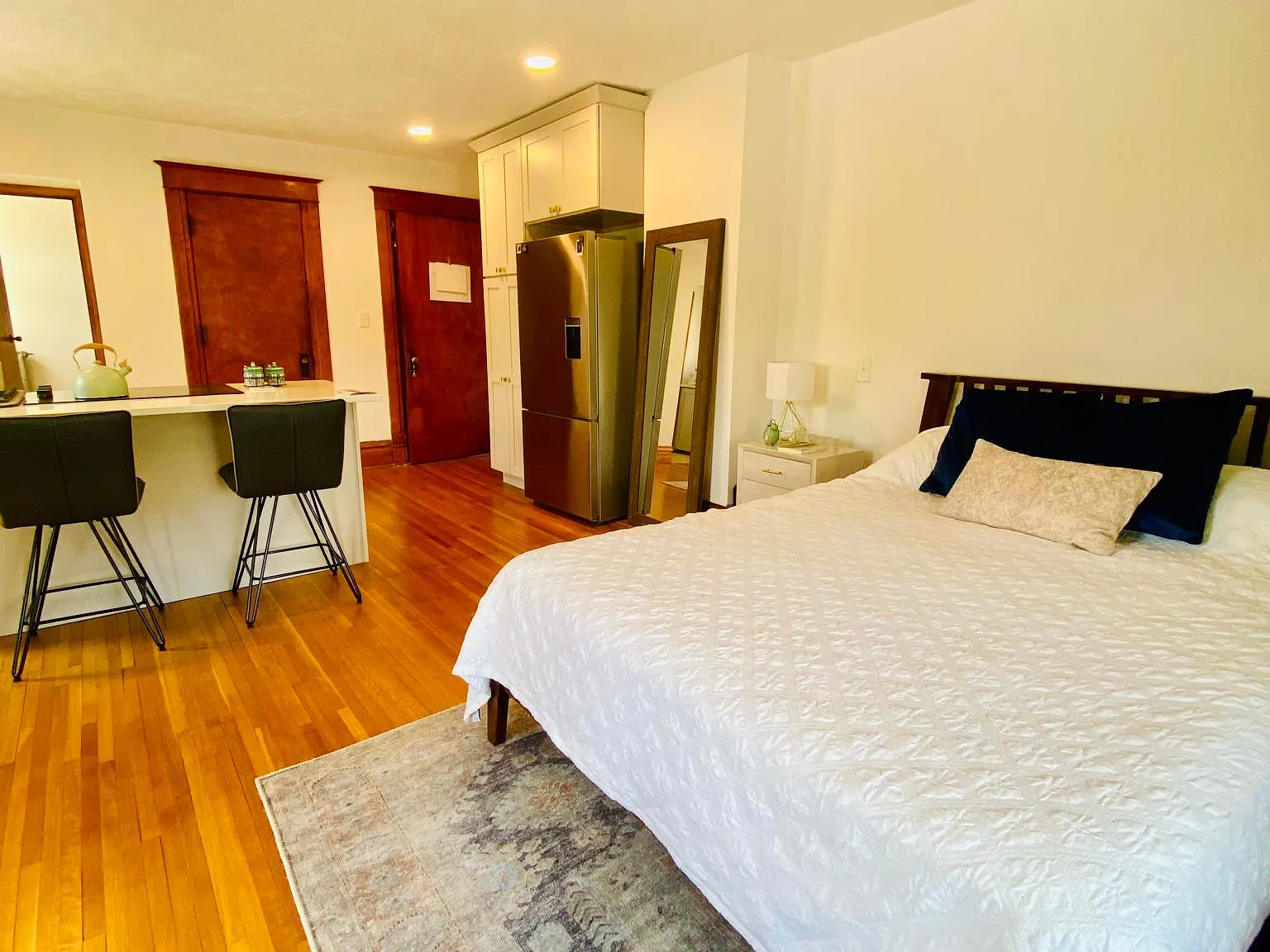 930 S Phillips Ave — Photo 4