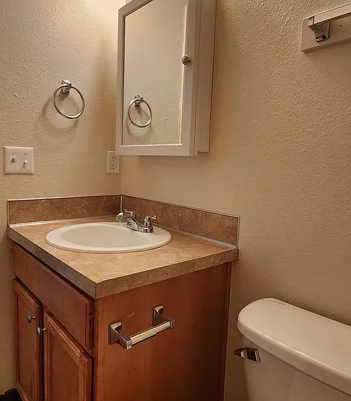 360 S Locust St #360 — Photo 12