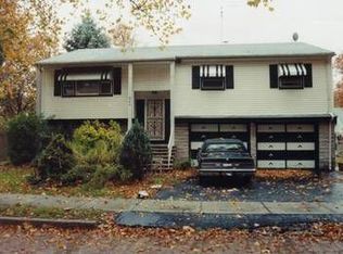 964 Morris St, Roselle, NJ 07203