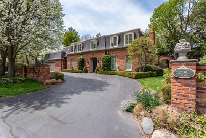 1st image of 45 Lakecrest Ln