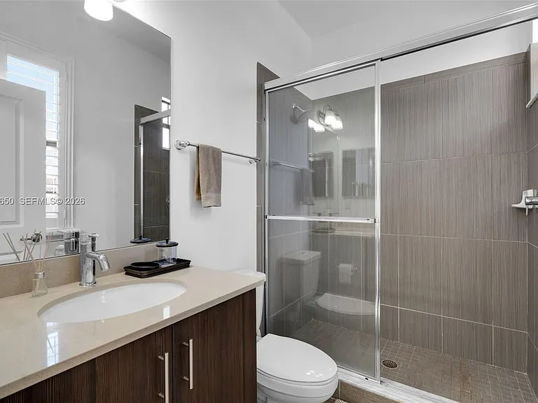 5113 NW 52nd St #5113 — Photo 23