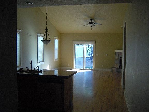 3rd image of 2560 W White Tail Ct