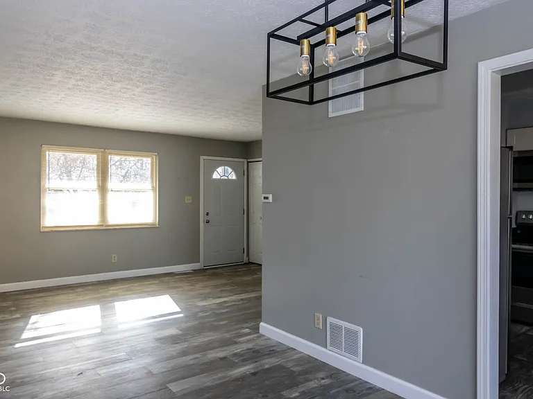 372 Redbud Pl — Photo 6