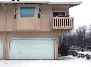 9040 Dewberry St, Anchorage, AK 99502