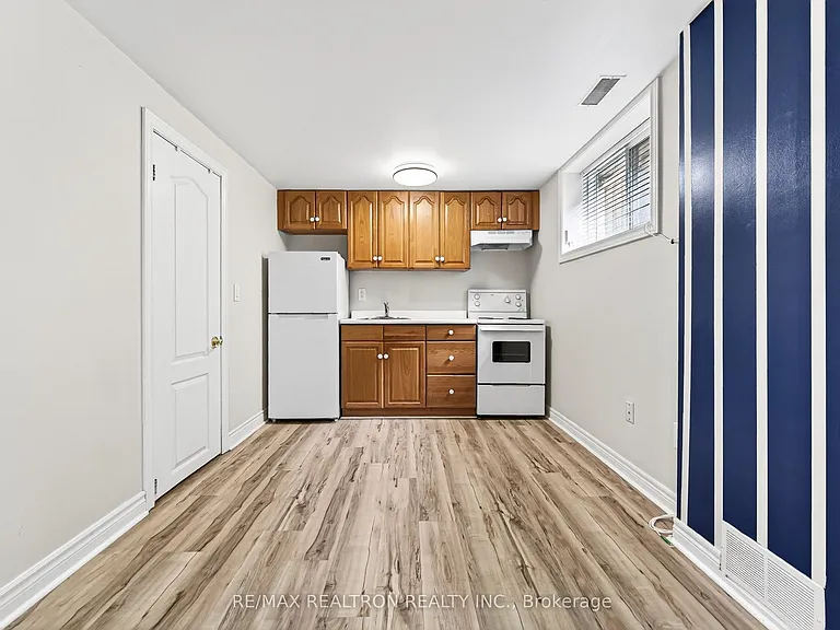 454 Donlands Ave #R2 — Photo 11