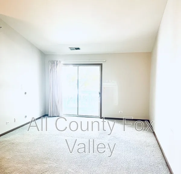 1408 W Crane St #6 — Photo 7