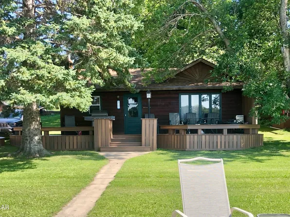 13872 Elmer Hanson Dr SE, Mentor, MN 56736