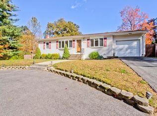 183 Peekskill Ave, Springfield, MA 01129