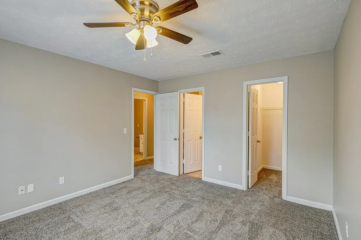 2 bed, 747 sqft, $750 — Photo 1