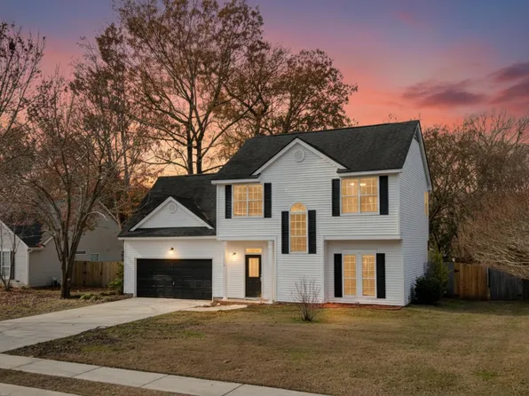 113 Amberside Dr, Goose Creek, SC 29445