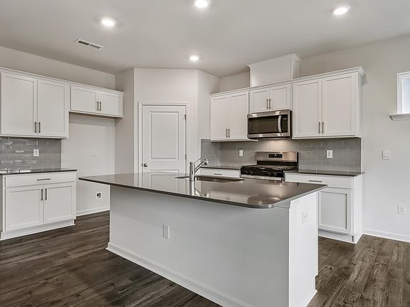 7th image of this home