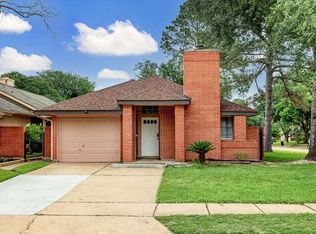 16102 Springbank Dr, Houston, TX 77095