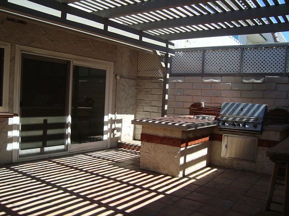 3rd image of 24215 La Glorita Cir