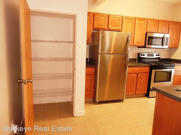 5th image of 271 E Northwood Ave