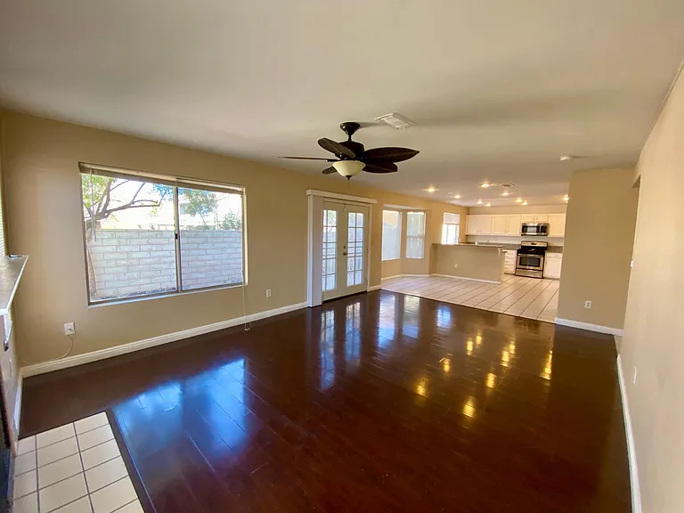 6580 Goldensun Ct — Photo 30