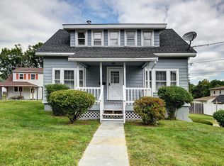 15 Merriam St, Dalton, MA 01226