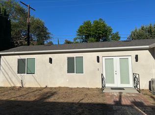 7780 Shadyspring Pl, Burbank, CA 91504