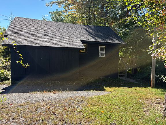 3rd image of 15 Jackson Hill Rd