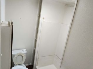 907 N Dean St APT 101, Coquille, OR 97423
