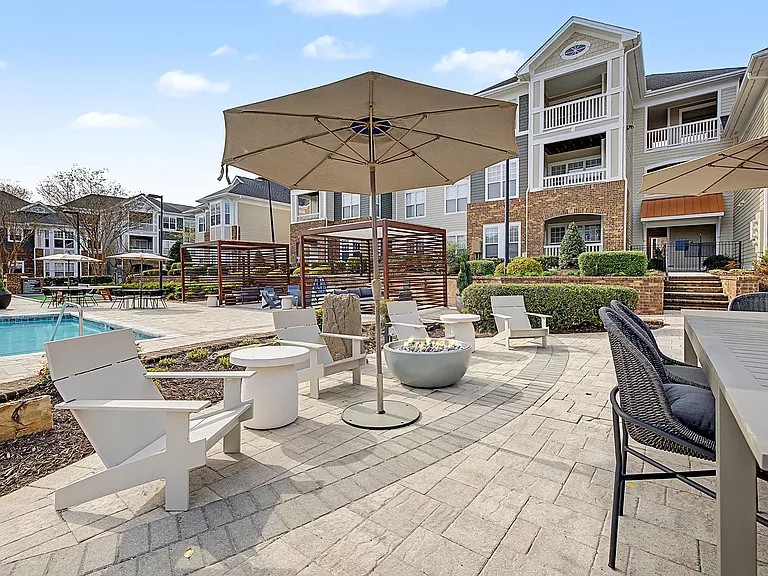 The Reserve at Meadowmont Apartments and Townhomes — Photo 19