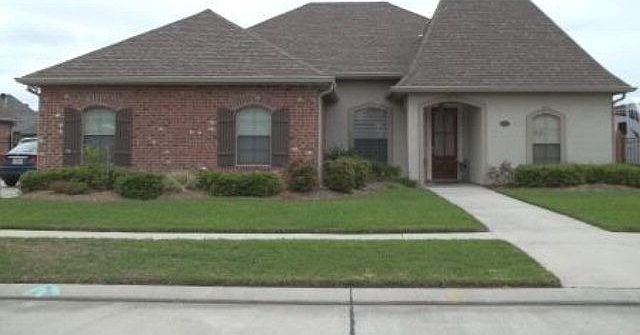 1st image of 241 Brentwood Dr