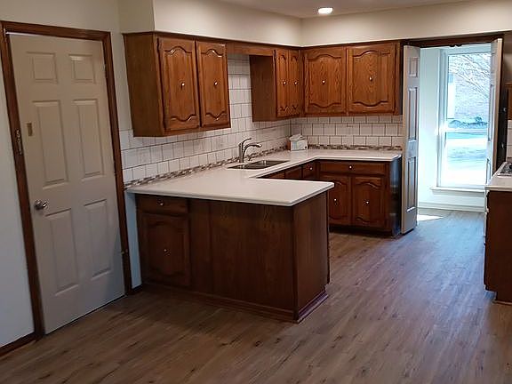 4th image of 2130 Elm Creek Ln