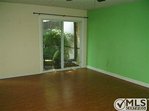 3rd image of 103 Westwood Dr #X