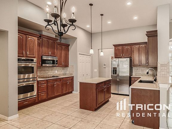 4th image of 929 Cavan Dr
