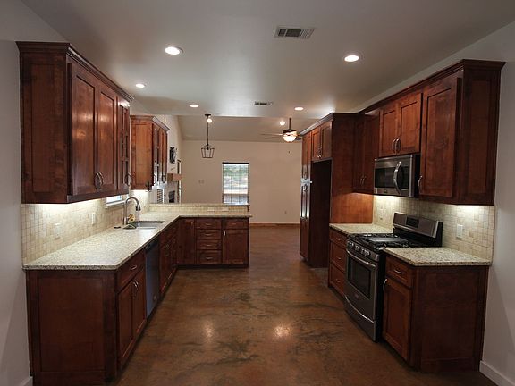 4th image of 21081 County Road 444